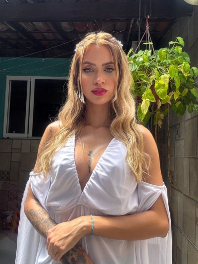 Bea Sekhmet Terapeuta Tântrica em Fortaleza Massagem Fortaleza com Terapias Corporais e Relaxamento na Aldeota