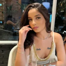 Sofia Alencar Massagem Fortaleza com Relaxante Muscular, Nuru e 4 Mãos no Meireles