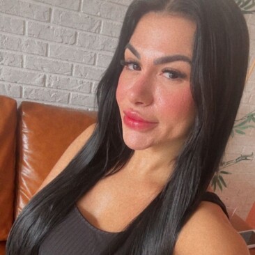 Rayane Massagem Espaço Rylex na Aldeota com Tântrica, Relaxante e 4 mãos em Fortaleza